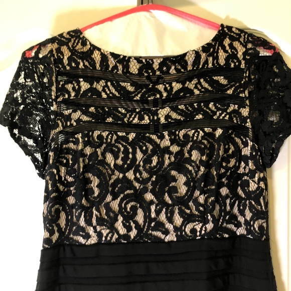 Adrianna Papell black evening dress - Picture 3 of 6